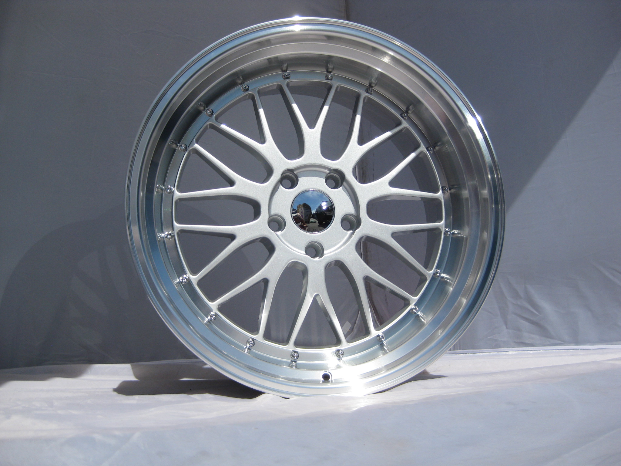 NEW 20  LM STYLE ALLOY WHEELS IN SILVER  VERY DEEP DISH WITH MASSIVE 10 5  REARS